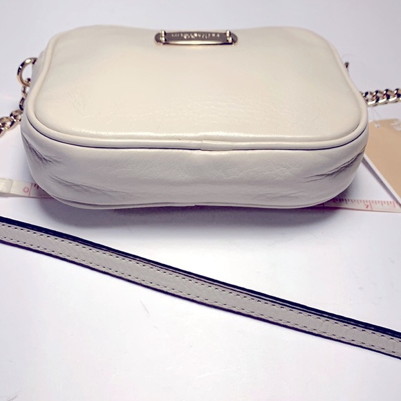 NWT Michael Kors small crossbody purse - Picture 12 of 14